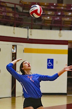 Lady Patriot Volleyball Improves to 4-0 in District